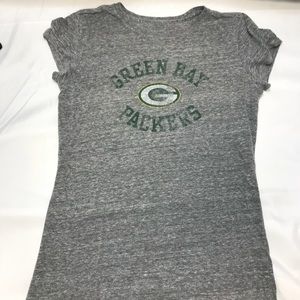 Short sleeved Green Bay Packers t-short